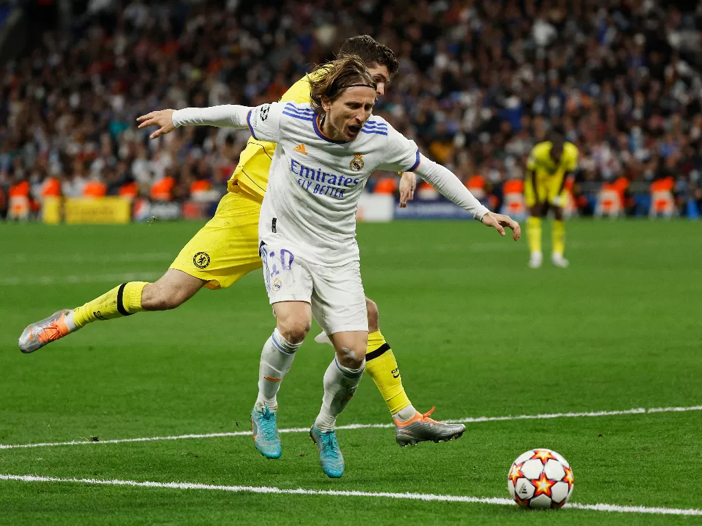 Luka Modric di laga Real Madrid vs Chelsea, leg kedua perempat final Liga Champions, Rabu (13/4/2022) dini hari WIB. (REUTERS/Susana Vera)