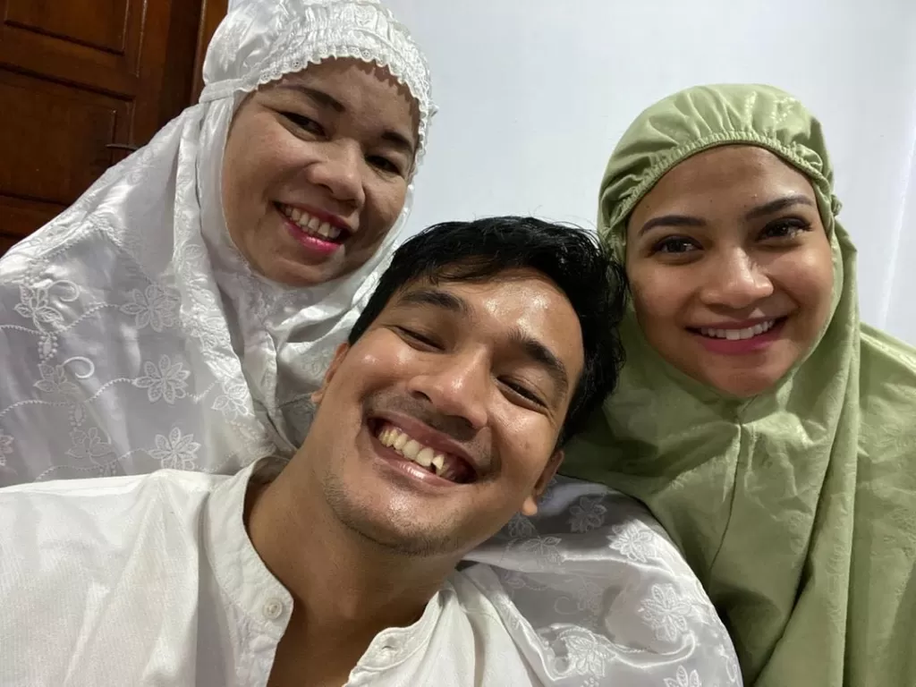 Oma Dewi Zuhriati, Vanessa Angel dan Bibi Ardiansyah (Instagram/@dewizuhriati)