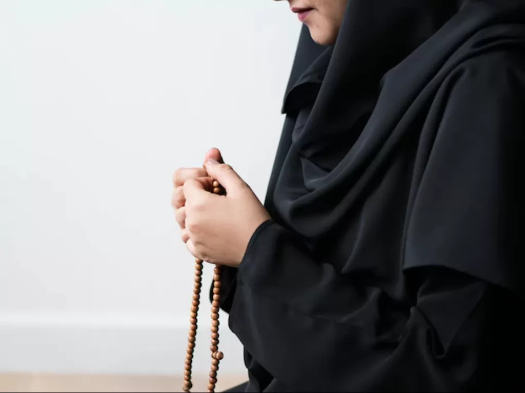 Ilustrasi wanita muslim (Freepik/rawpixel.com)
