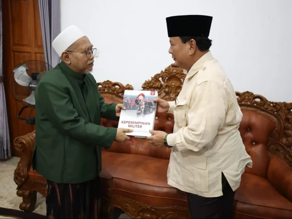Prabowo temui kyai Ahmad Saidi (Dokumen Prabowo)