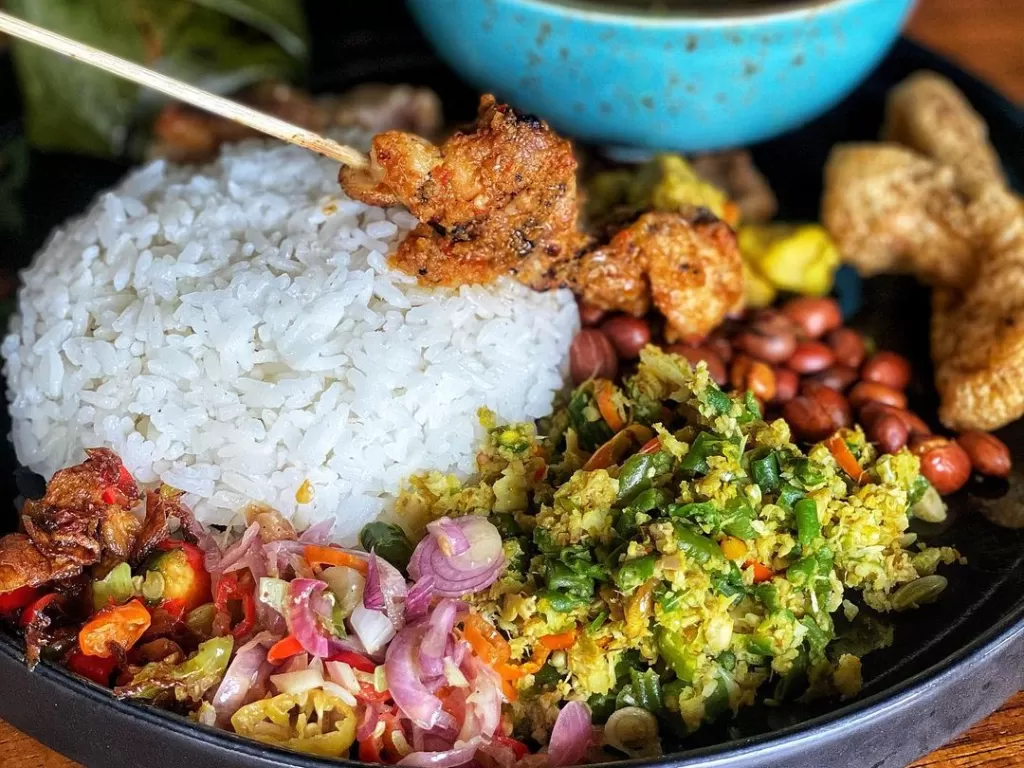 Makanan khas Bali (Instagram/@eunikevinct)