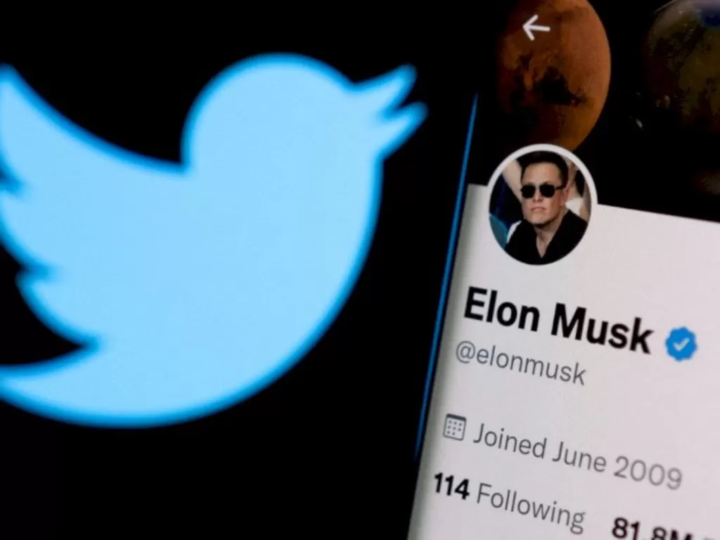 Elon Musk akan mencabut larangan permanen Twitter terhadap Donald Trump. (REUTERS)