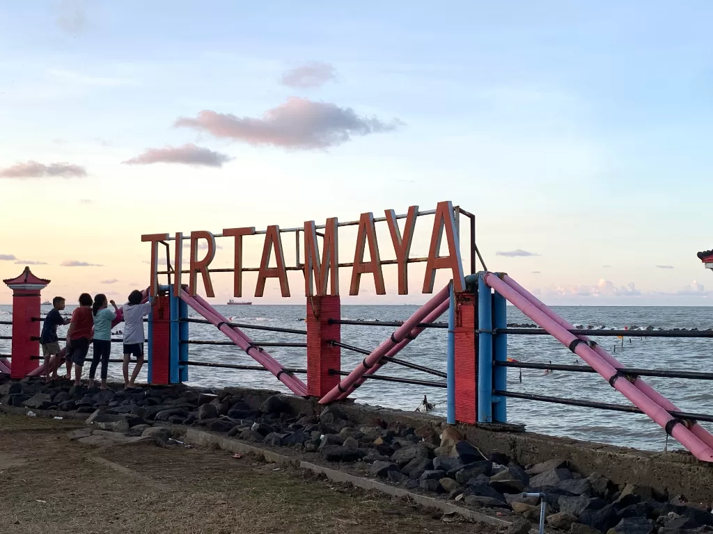 Pantai Tirtamaya di Indramayu (Faqih Mauludin/IDZ Creators)