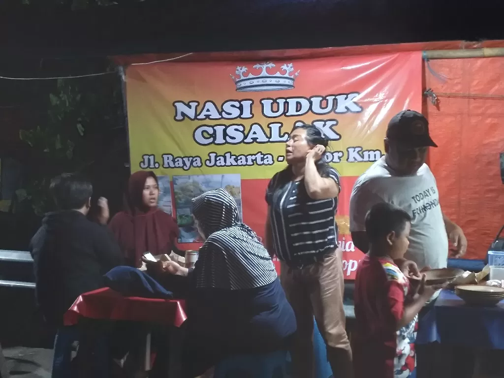 Nasi Uduk Cisalak, Depok, Jawa Barat. (Vivi Sanusi/IDZ Creators)