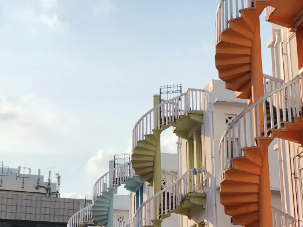 Tangga spiral ikonik di Singapura (Robin/IDZ Creators)