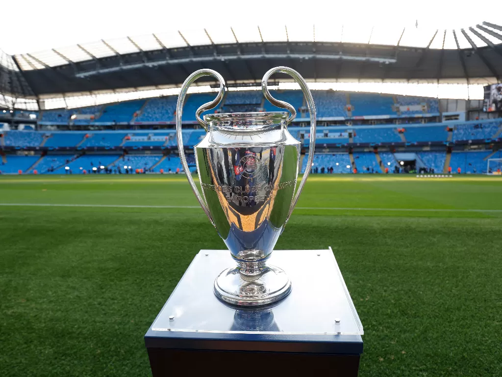 Trofi Liga Champions. (REUTERS/Jason Cairnduff)
