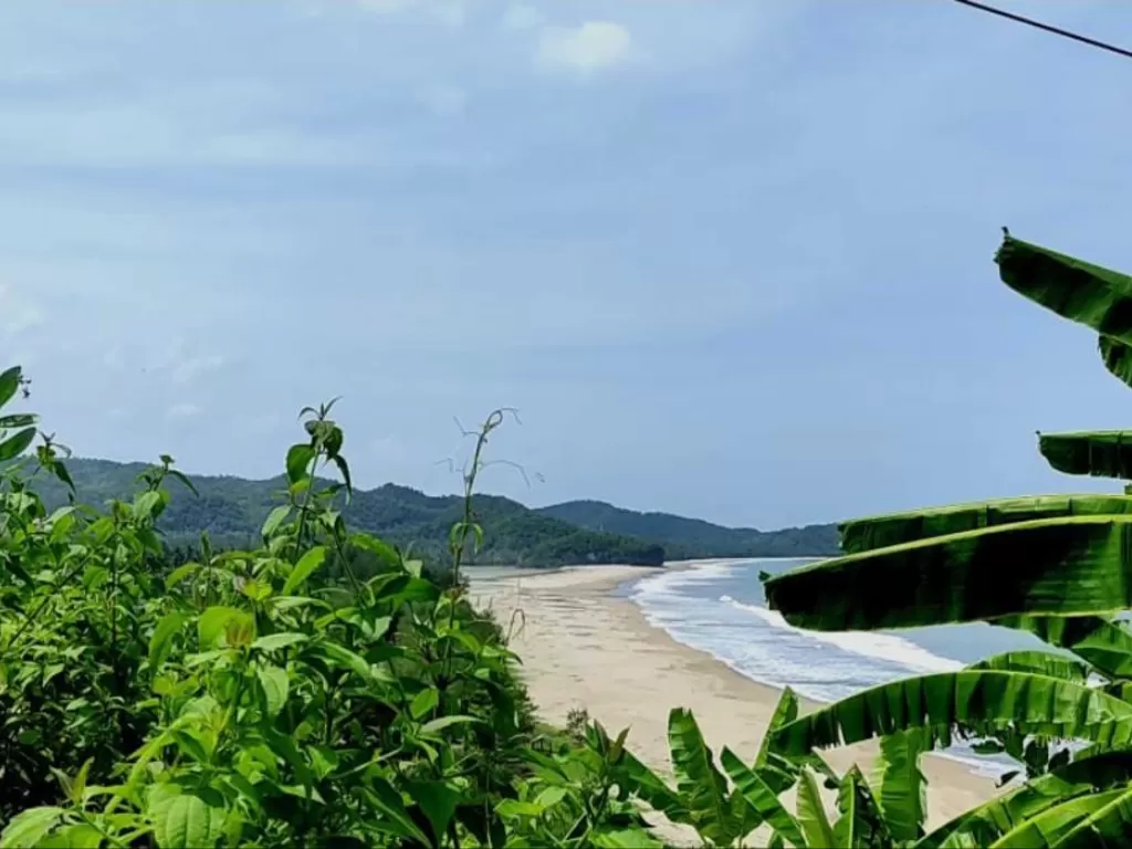 Keindahan Pantai Soge, Pacitan (Pramita Kusumaningrum/IDZ Creators)