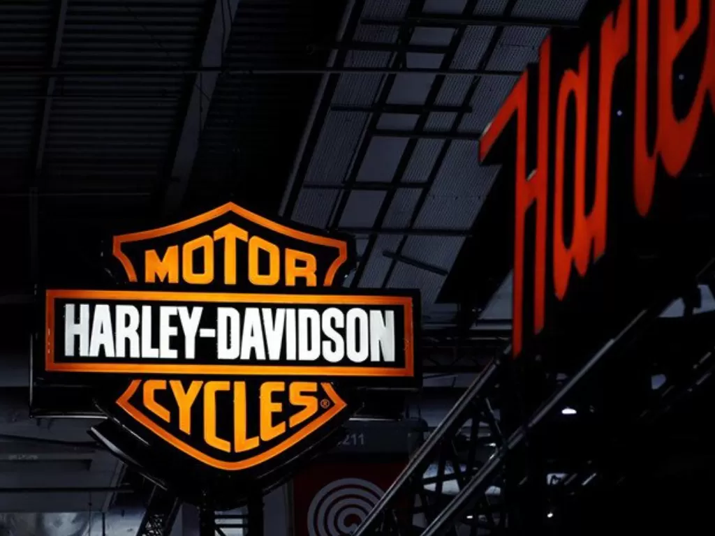  Logo Harley-Davidson Inc. saat di ajang Paris Autoshow, Prancis (4/102018). (ANTARA/REUTERS/Benoit Tessier/aa)