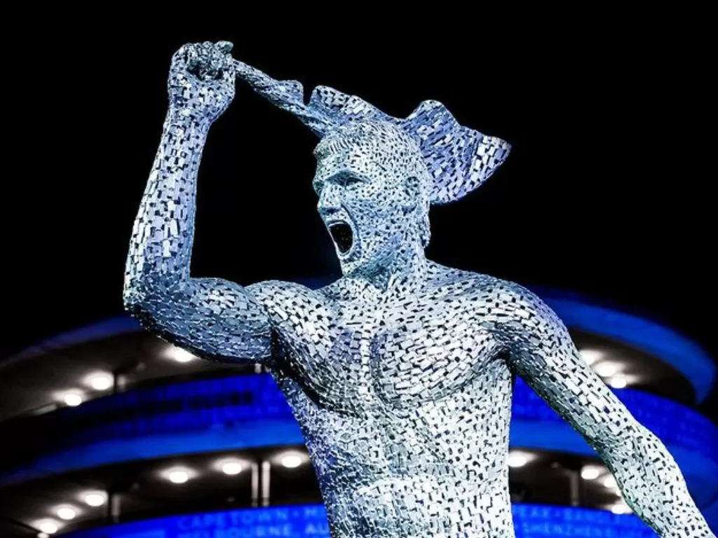 Patung Sergio Aguero di markas Manchester City, Etihad Stadium. (Instagram/@kunaguero)