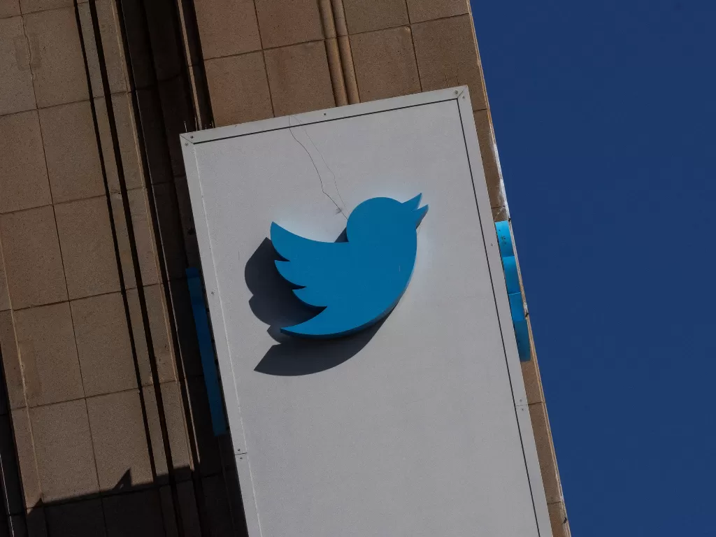 Aplikasi media sosial, Twitter. (REUTERS/Carlos Barria)