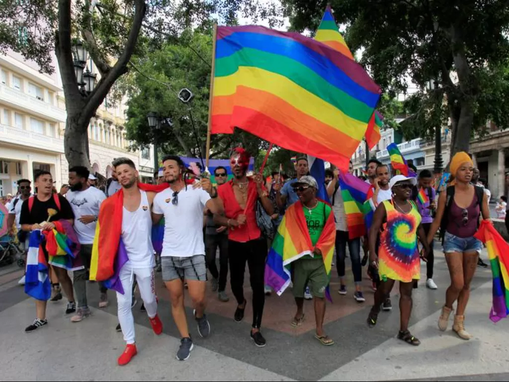  Aktivis LGBT Kuba berpartisipasi dalam demonstrasi tahunan menentang homofobia dan transfobia di Havana, Kuba 11 Mei 2019. (REUTERS/Stringer)