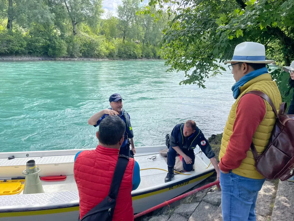Pencarian Eril di sungai Aare, Bern, Swiss (Dok. KBRI Bern)