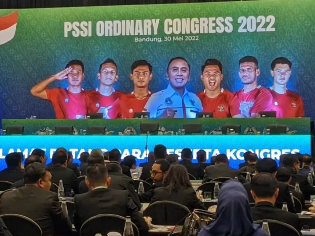 Kongres biasa PSSI 2022 yang diadakan di Bandung 30 Mei, sahkan nama baru untuk 22 klub Liga Indonesia. (ANTARA/Michael Siahaan)