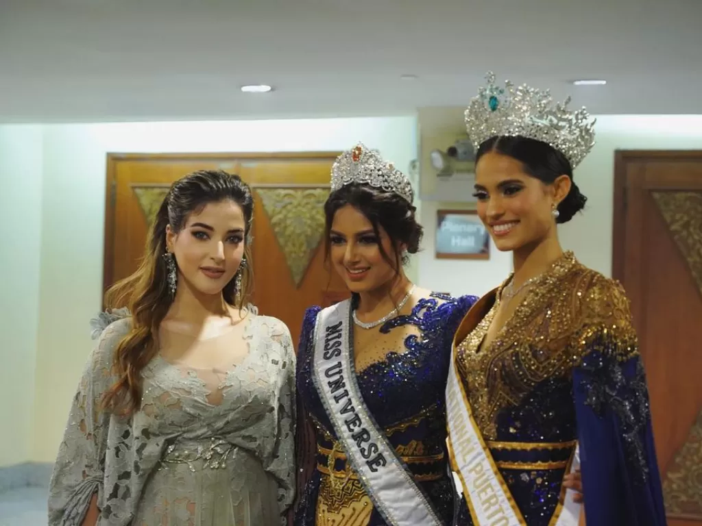 Tasya Farasya dan Miss Universe (Instagram/@tasyafarasya)