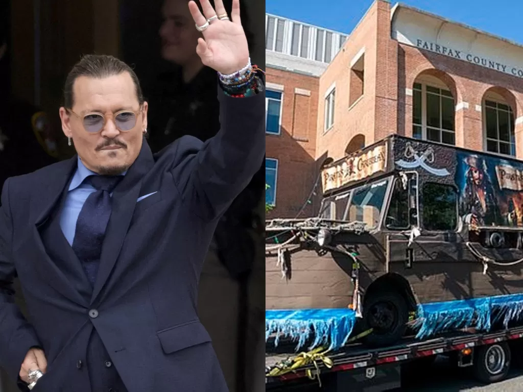 Kiri: Johnny Depp (REUTERS) | Kanan: Replika kapal bajak laut (REUTERS)