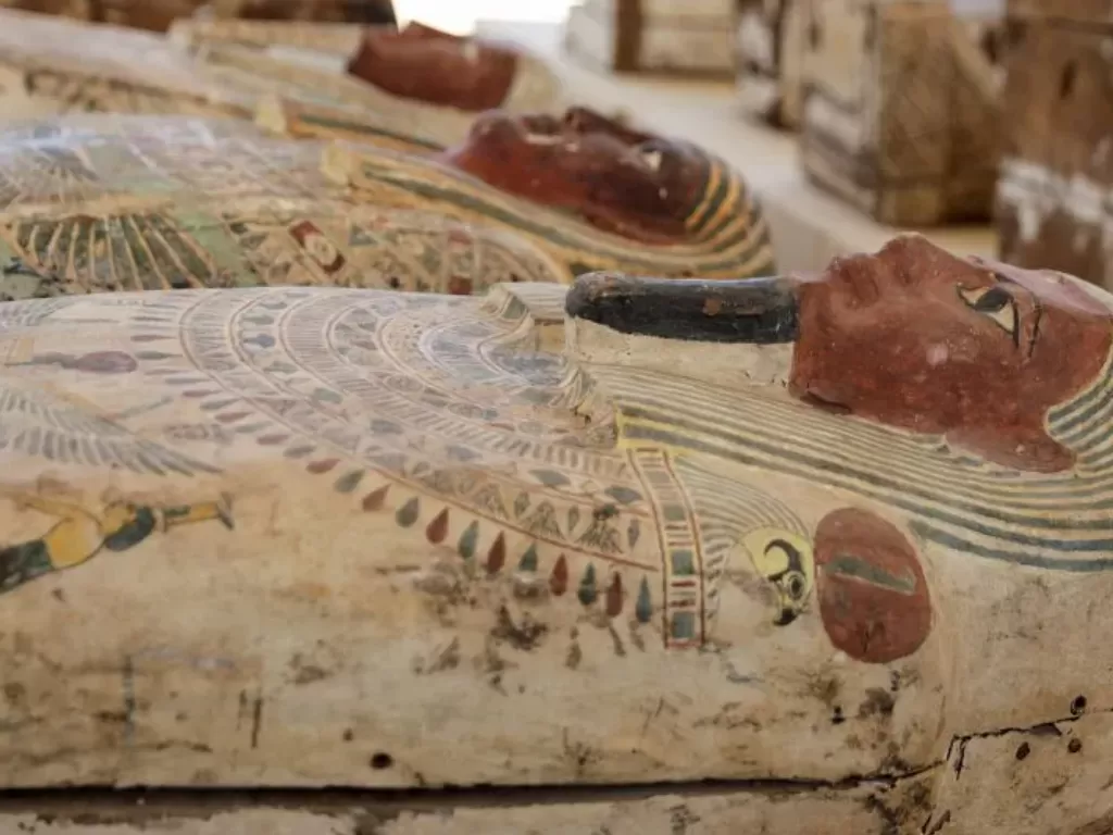 Sarkofagus berusia sekitar 2.500 tahun ditemukan di kompleks pemakaman Mesir Kuno, Saqqara. ANTARA/REUTERS/MOHAMED ABD EL GHANY.