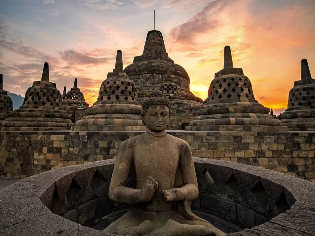 Candi Borobudur (Instagram/sang_penjelajah42)