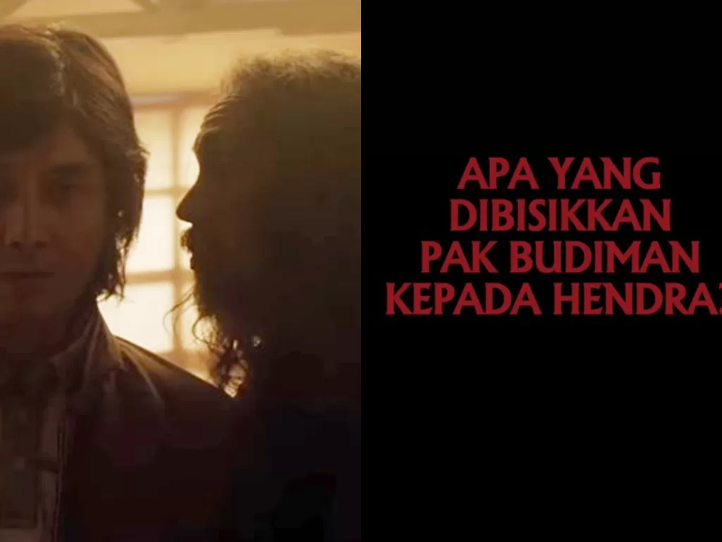 Adegan Pak Budiman berbisik kepada Hendra dalam Pengabdi Setan (Instagram/jokoanwar)
