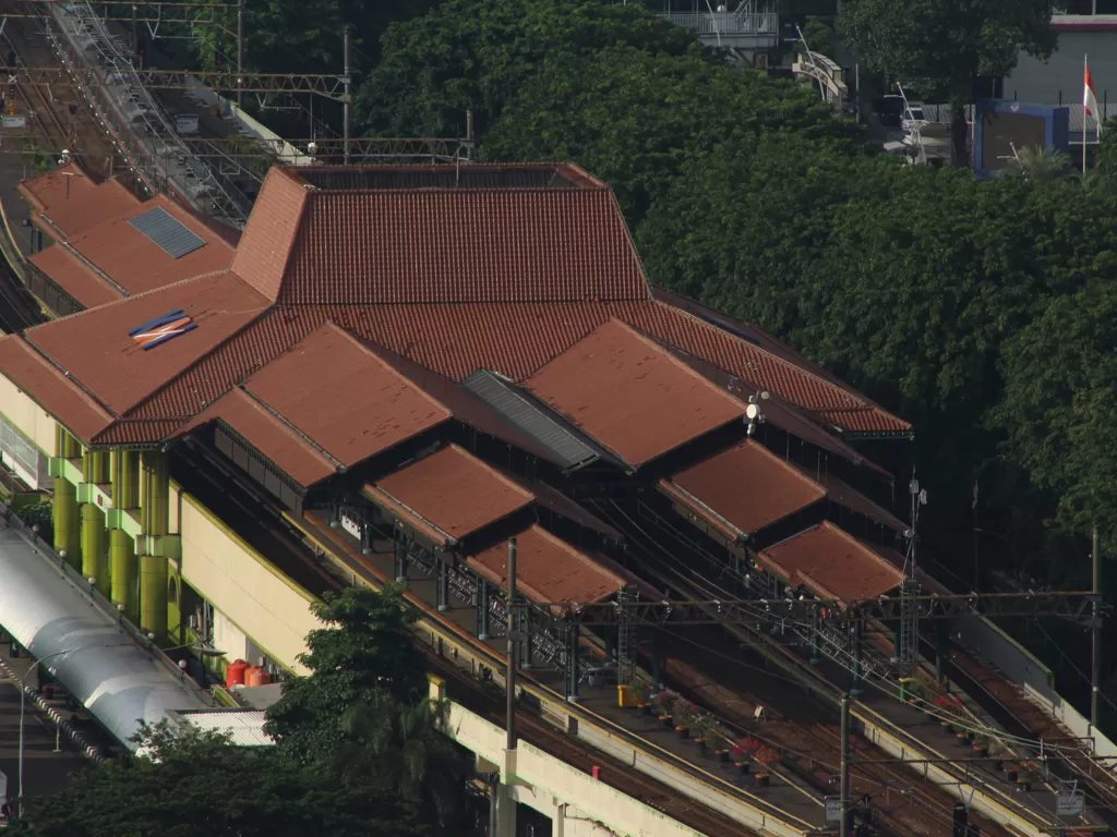 Atap limas ikonik Stasiun Gambir (Jafriyal/IDZ Creators)