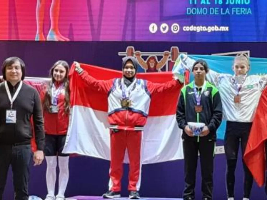 Atlet angka besi putri Indonesia Luluk Diana jadi juara dunia di Meksiko. (Facebook PB PABSI)