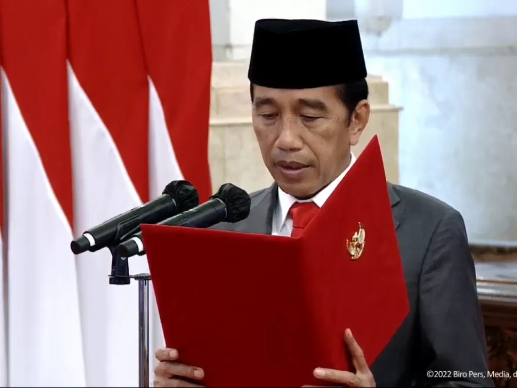 Presiden Joko Widodo (Jokowi) melantik 3 wakil menteri periode 2022-2024. (Tangkapan layar Youtube Sekretariat Presiden)