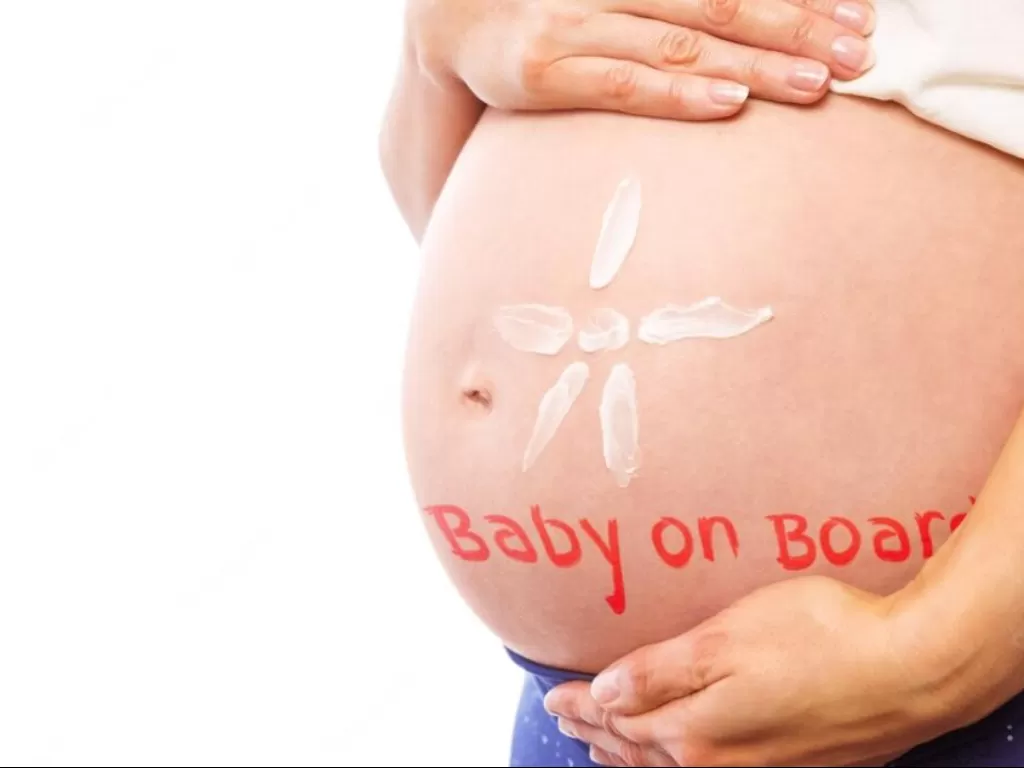 Ilustrasi skincare untuk ibu hamil (Freepik)