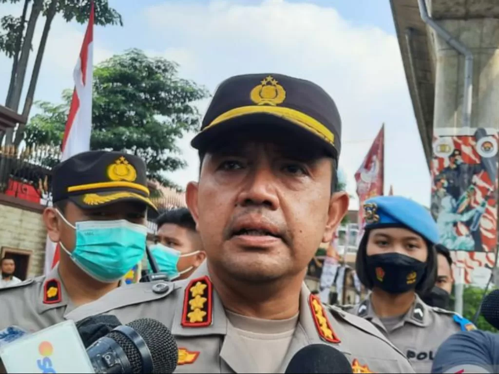 Kapolres Metro Jakarta Selatan Kombes Budhi Herdi Susianto membahas kasus acara Bungkus Night di Jakarta Selatan. (ANTARA/Laily Rahmawaty)
