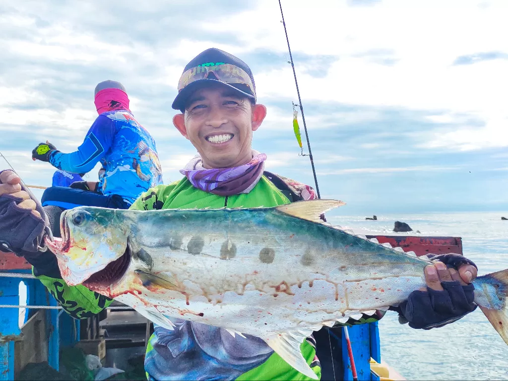 Pemancing ikan raksasa (Riki Ariyanto/IDZ Creators)