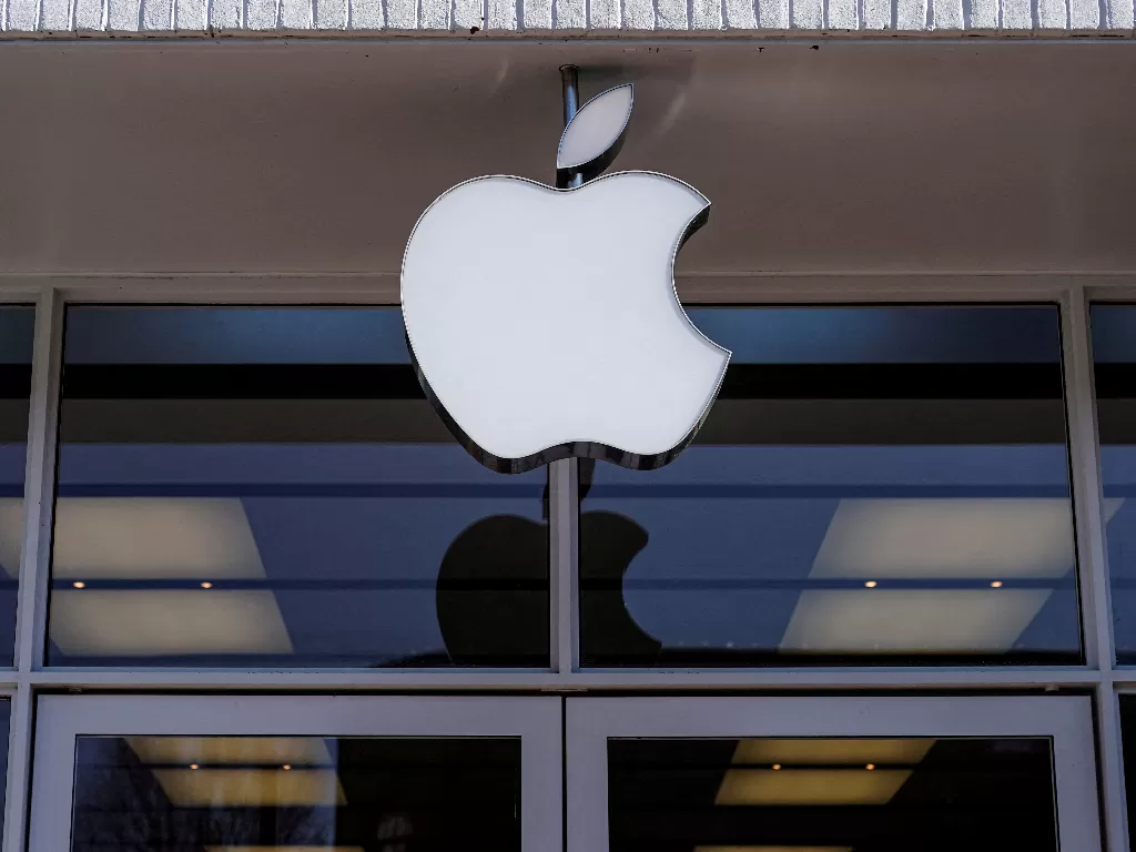 Logo toko Apple di Washington, Amerika Serika. (REUTERS/Joshua Roberts)