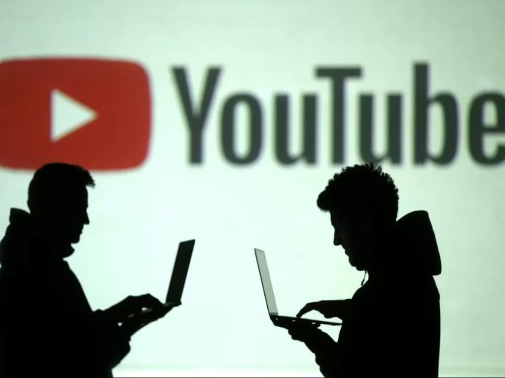 Aturan baru YouTube soal ganti nama kanal. (REUTERS/Dado Ruvic)