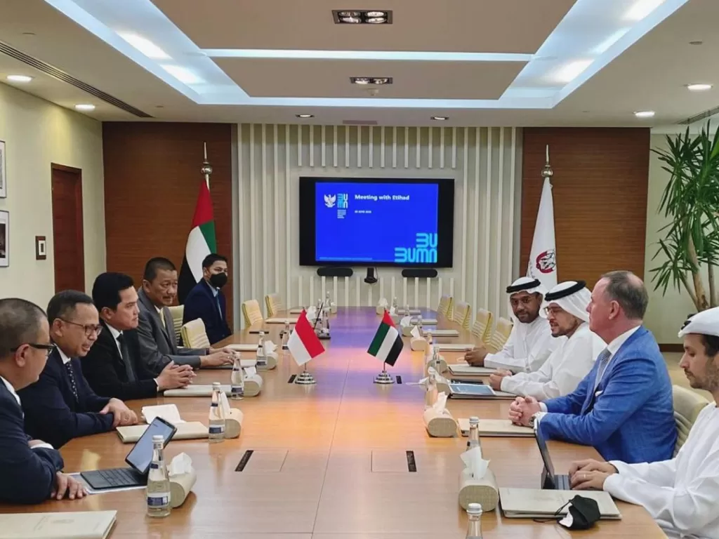 Pertemuan Menteri BUMN Erick Thohir dengan H.E Mohamed Ali Al Shorafa, Chairman of Etihad (Instagram/@erickthohir)