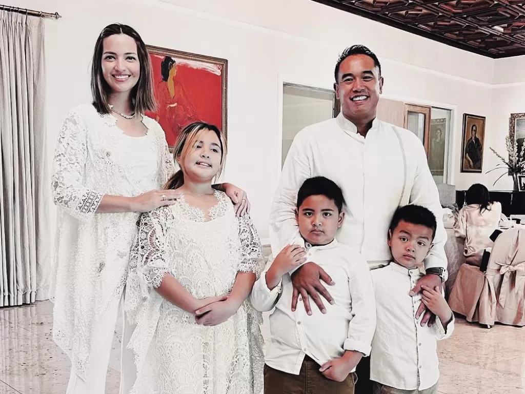 Nia Ramadhani dan keluarganya rayakan Idul Adha. (Instagram/ramadhaniabakrie)