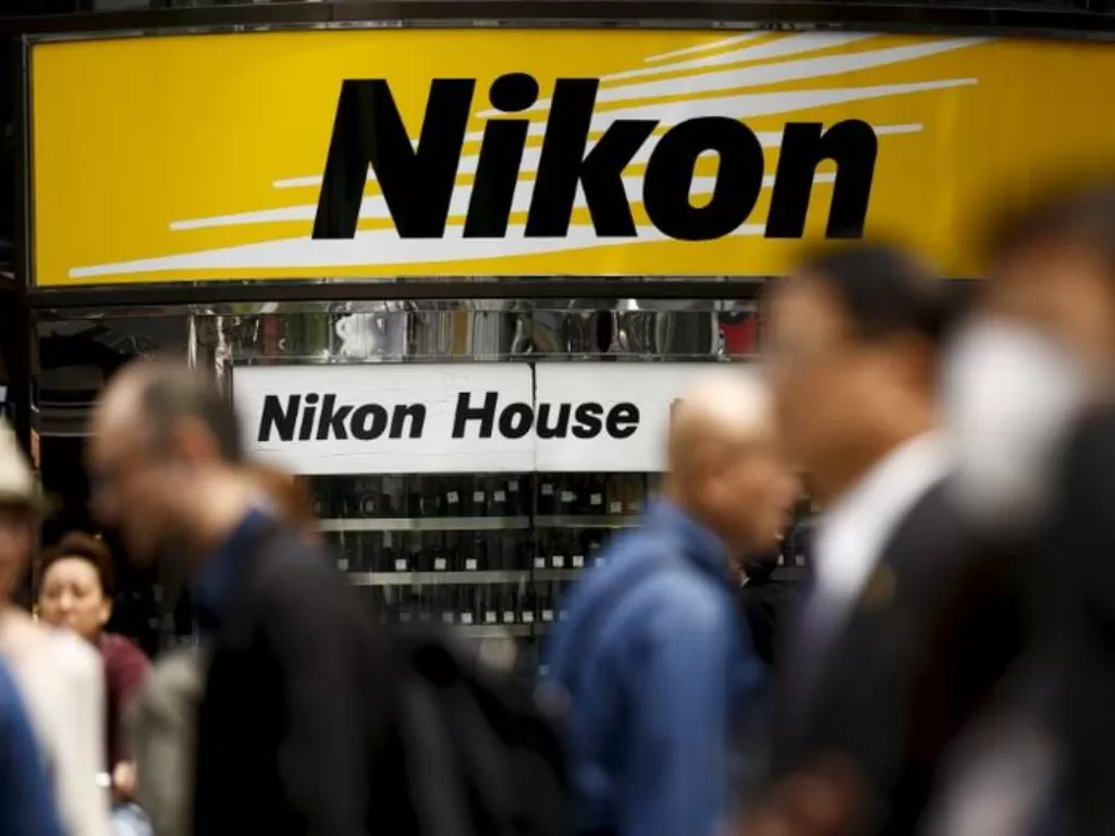 Perusahaan kamera, Nikon. (REUTERS/Thomas Peter)