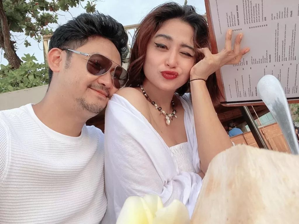 Dewi Perssik mengaku butuh nafkah dari Angga Wijaya (Instagram/@anggawijaya88)