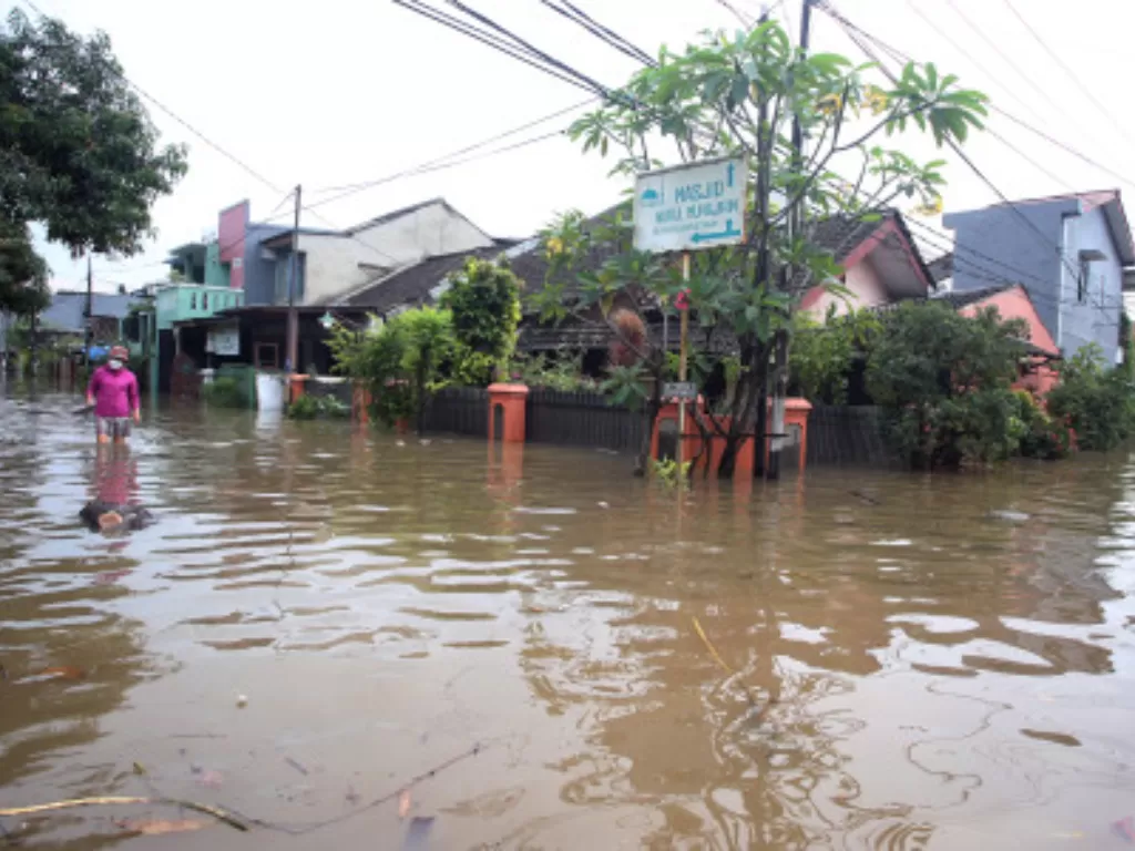 Ilustrasi penampakan banjir di perumahan Ciledug Indah, Tangerang. (ANTARA FOTO/Muhammad Iqbal)