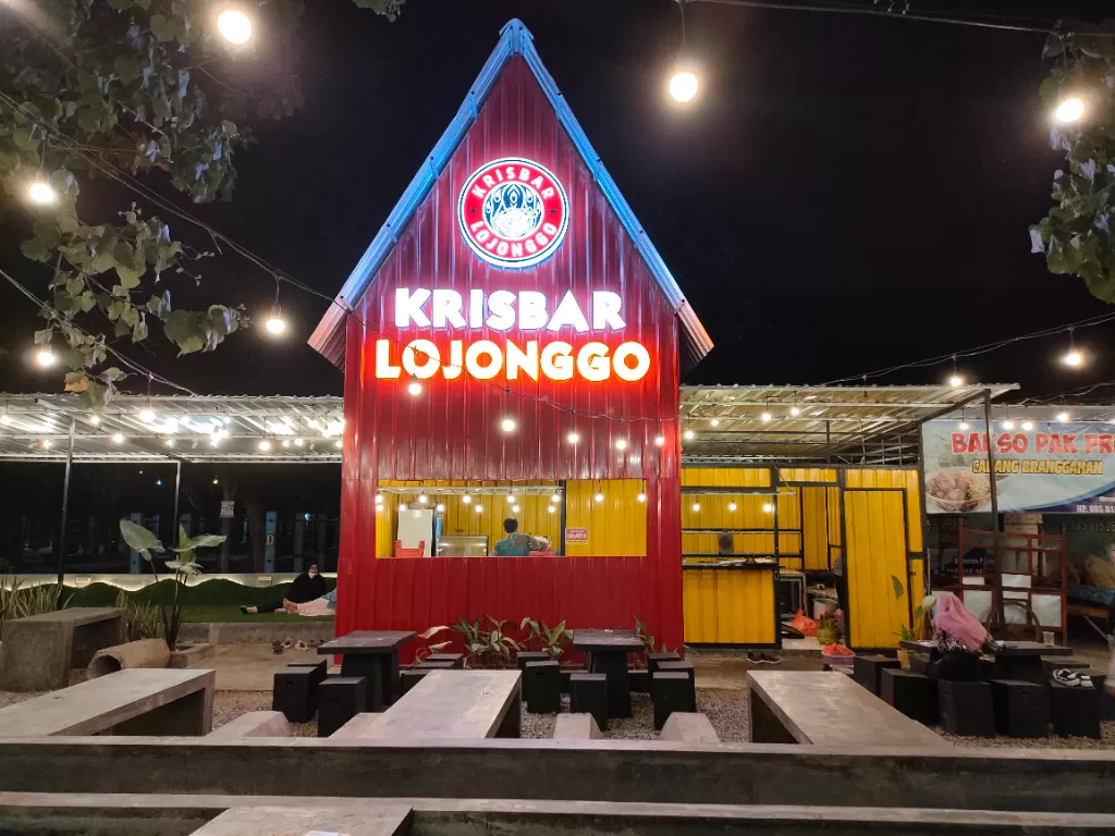 Pasar Rojokoyo, pusat kuliner kekinian di Kediri. (Hasan Syamsuri/Z Creators)