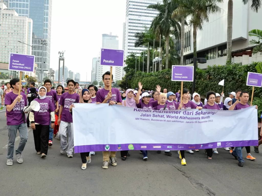 Maverick Indonesia berpartisipasi dalam peringatan perdana Hari Alzheimer Dunia di Indonesia pada tahun 2013. (Foto/Istimewa)
