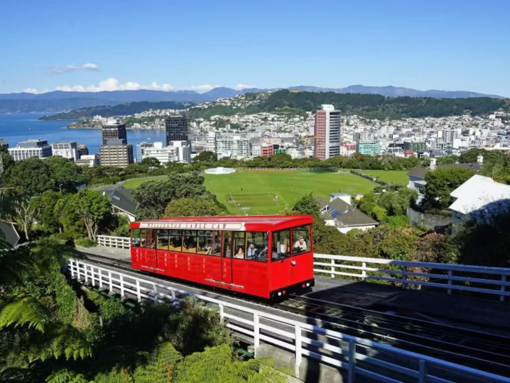 Kereta gantung merah yang ikonik di Wellington, Selandia Baru. (Pixabay)