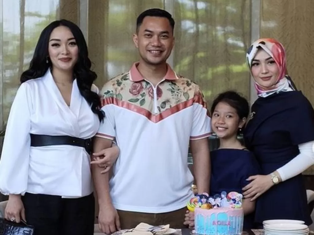 Zaskia Gotik, Sirajuddin Mahmud, Imel Putri Cahyati (Instagram/@sirajuddinmahmudsabang)