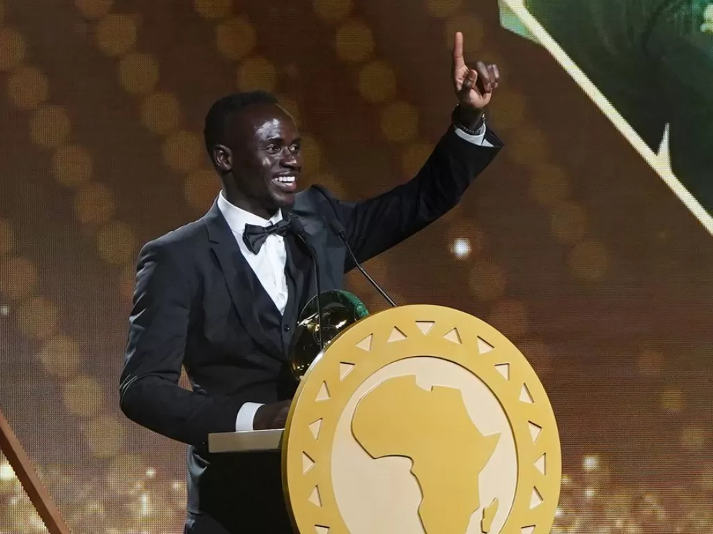 Sadio Mane dinobatkan sebagai pemain terbaik Afrika. (REUTERS/Abdelhak Balhaki)