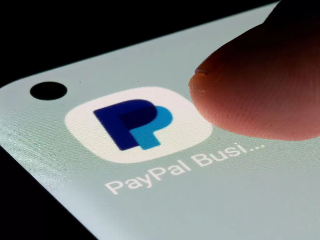 PayPal sudah bisa diakses kembali. (REUTERS/Dado Ruvic)