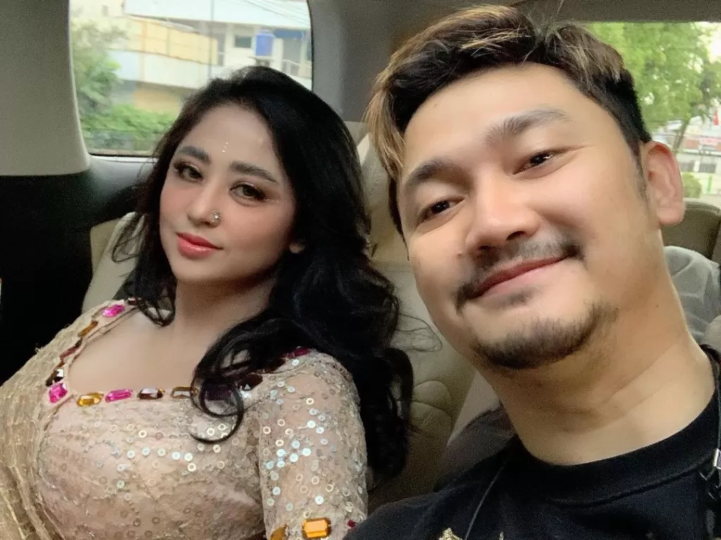 Angga Wijaya dan Dewi Perssik (Instagram/@anggawijaya88)
