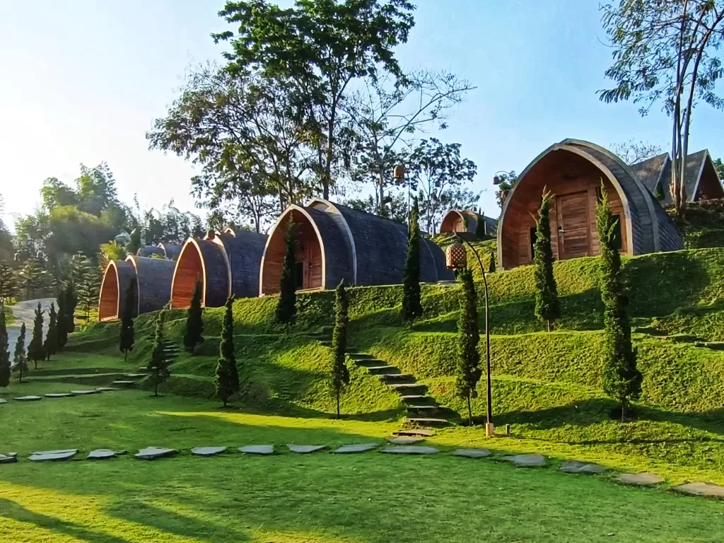 Rumah hobbit di Malang. (Bhekti Setyowibowo/Z Creators)