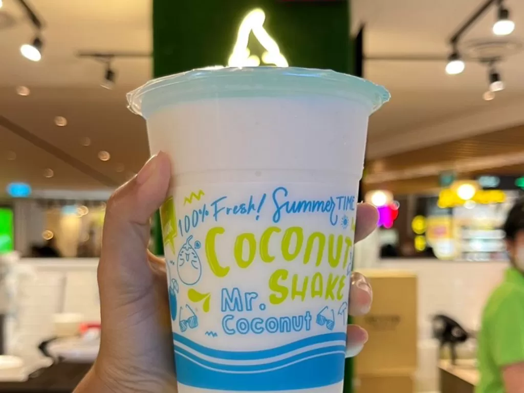 Es kelapa viral di Singapura (Ari Dwi Prabowo/Z Creators)