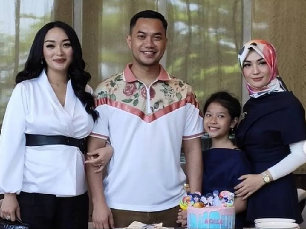 Zaskia Gotik, Sirajuddin Mahmud Sabang dan Imel Putri Cahyati (Instagram/@sirajuddinmahmudsabang)