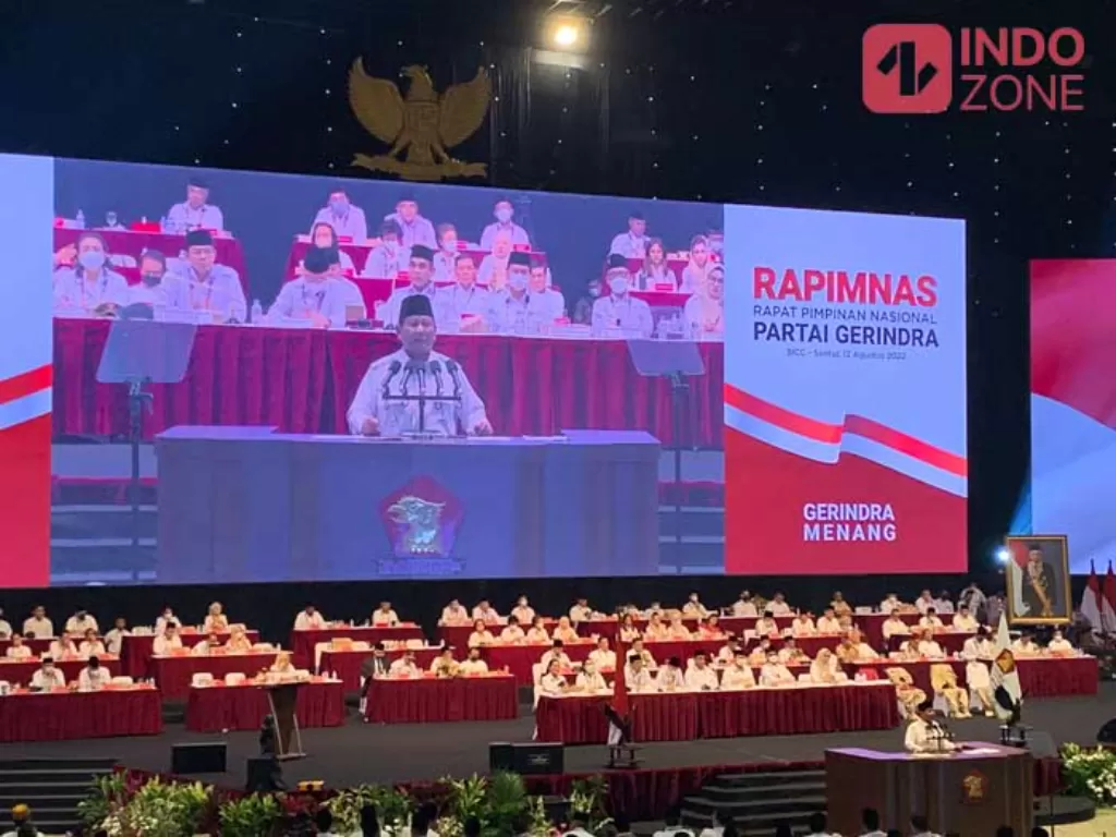 Ketum gerindra Prabowo subianto menyatakan sikap untuk maju sebagai capres 2024. (INDOZONE/Harits Tryan)