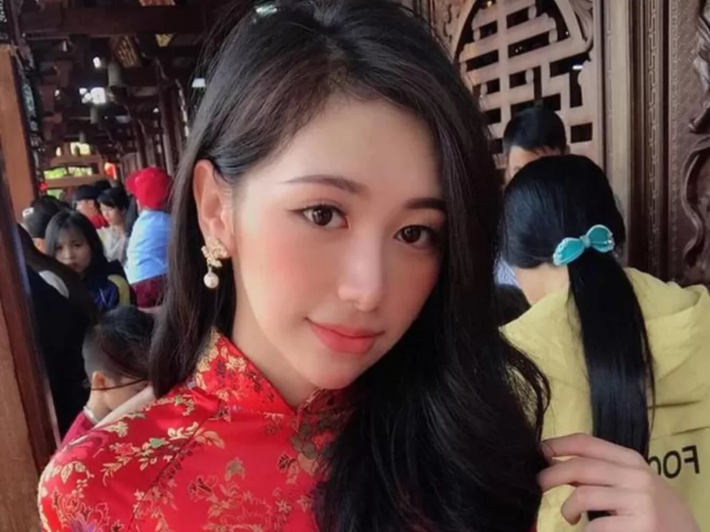 Gadis yang bernama Nguyen Tuong Vy itu viral setelah dirinya membagikan foto lamanya. (Photo/odditycentral)