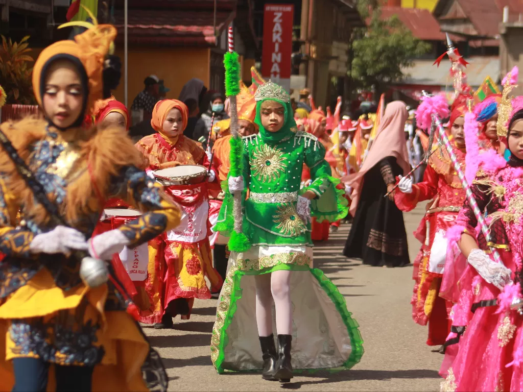 Karnaval HUT Kemerdekaan Indonesia berlangsung meriah (Rudi Hartono/Z Creators)