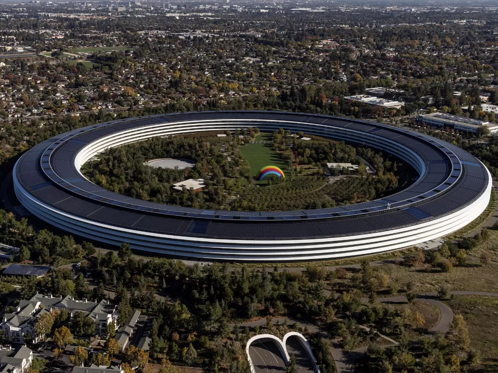 Kantor Apple di Cupertino, California. (Dok. REUTERS)