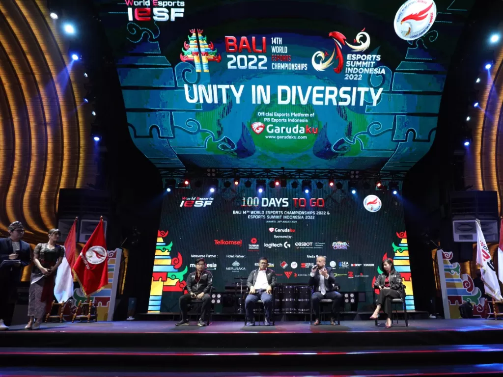 Persiapan Esports Summit 2022 yang akan digelar di Bali pada Oktober 2022 dan menjadi ajang bagi metaNesia menunjukkan metaverse kepada para pemain gim. (Dok. Telkom Digital)